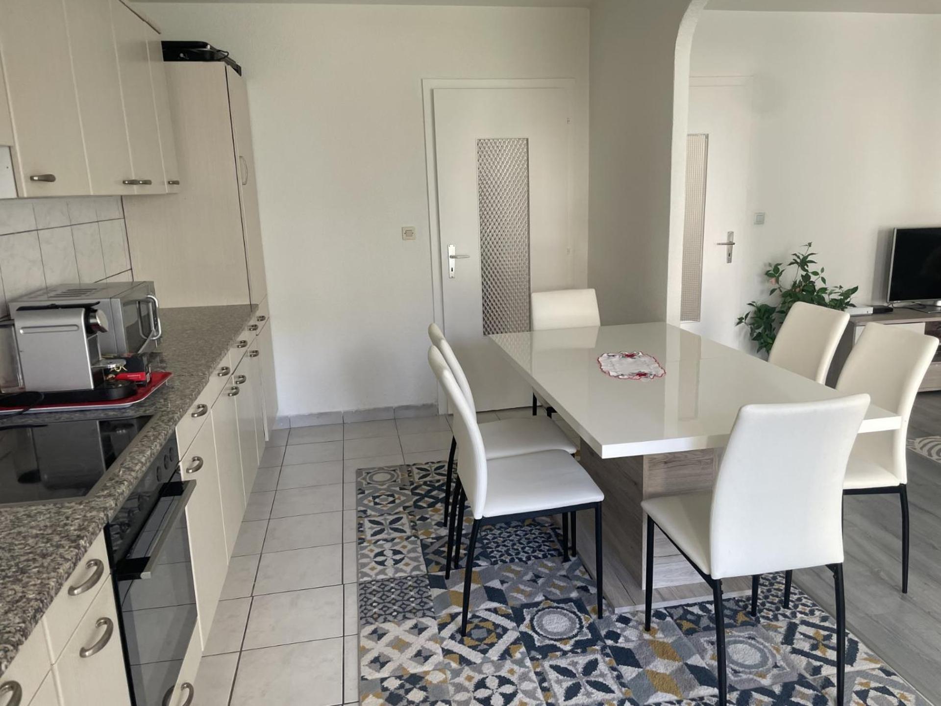 Apartment Appartament 85m2 A 5km De Basel Au 1ere Etage Dans Un Cartier Tres Calme Huningue